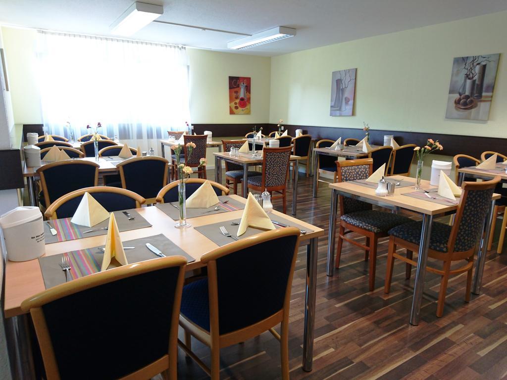 Central Hotel Winnenden Eksteriør billede