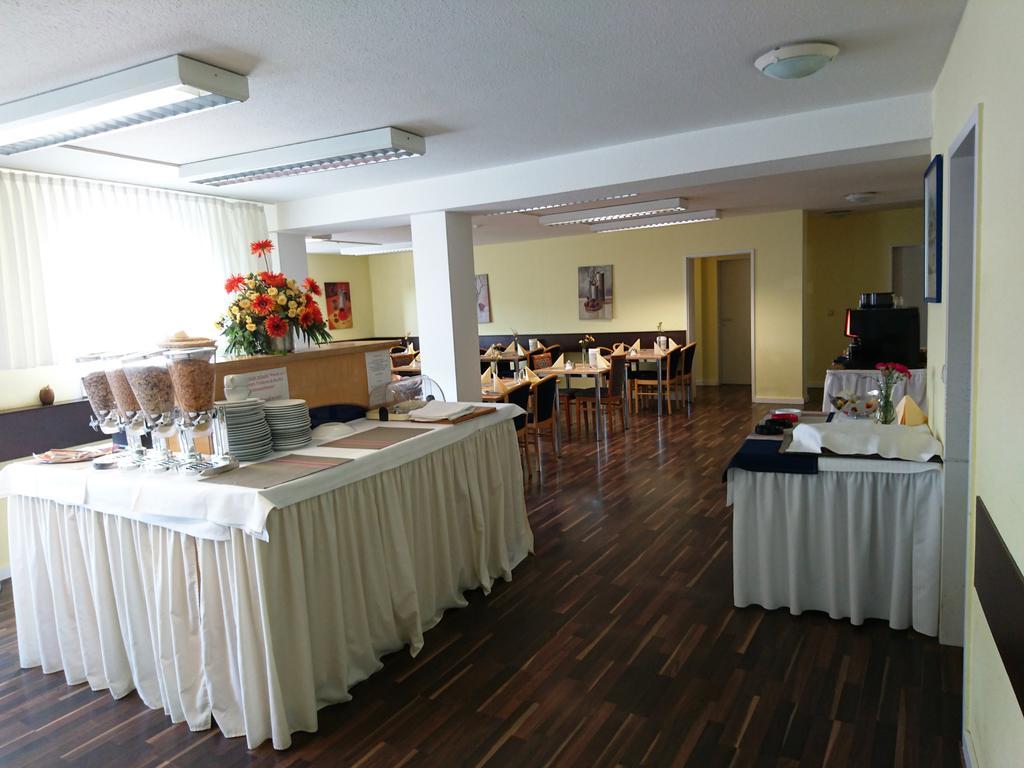 Central Hotel Winnenden Eksteriør billede